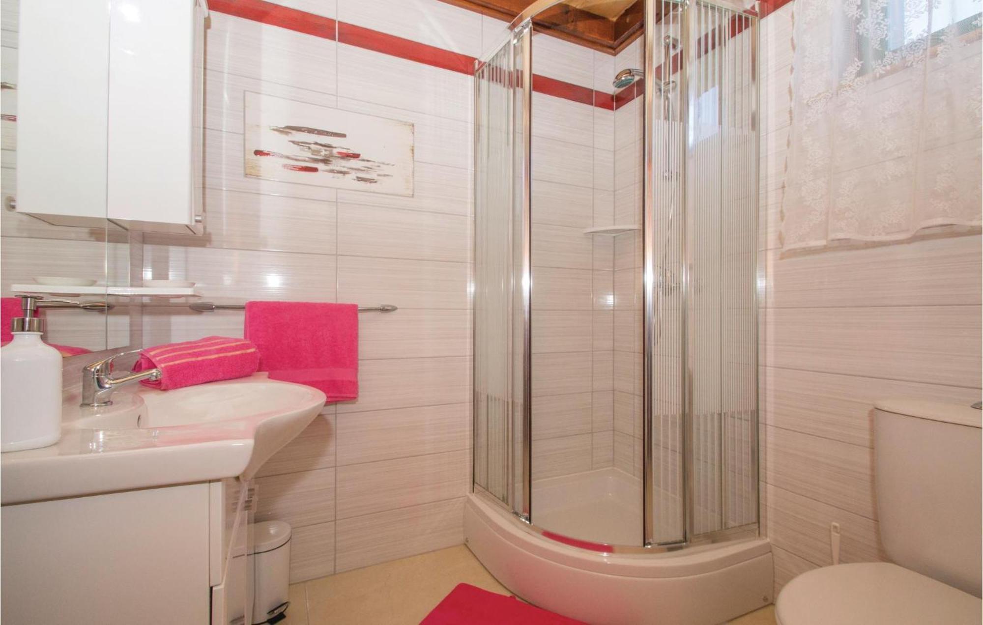Awesome Home In Smokvica With Kitchen Bagian luar foto
